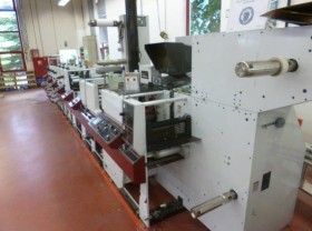 Flexo and label printing machine